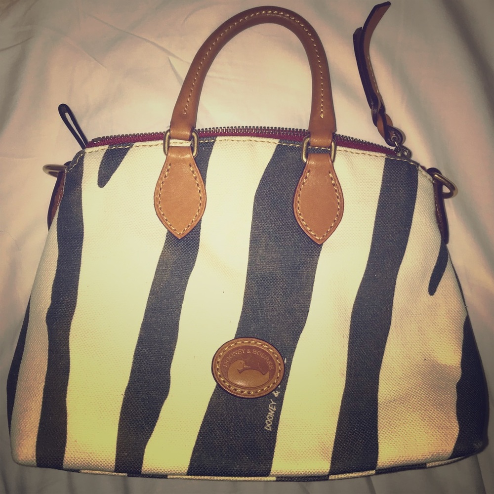 Dooney & Bourke bag